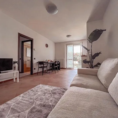 Incantevole A 100metri Dal Mare E Accanto Pista Ciclabile Apartment Imperia