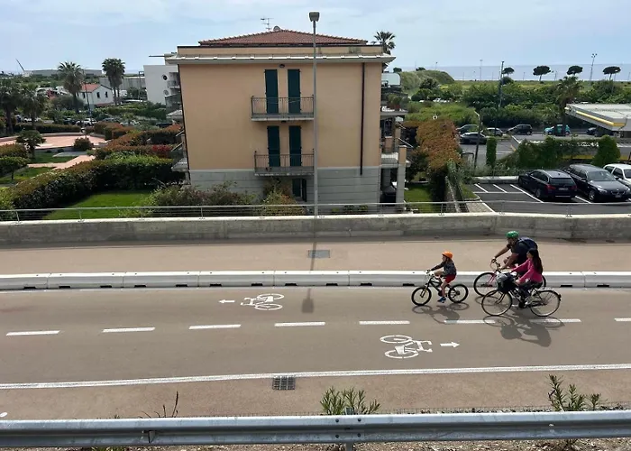 Incantevole A 100metri Dal Mare E Accanto Pista Ciclabile Apartament *